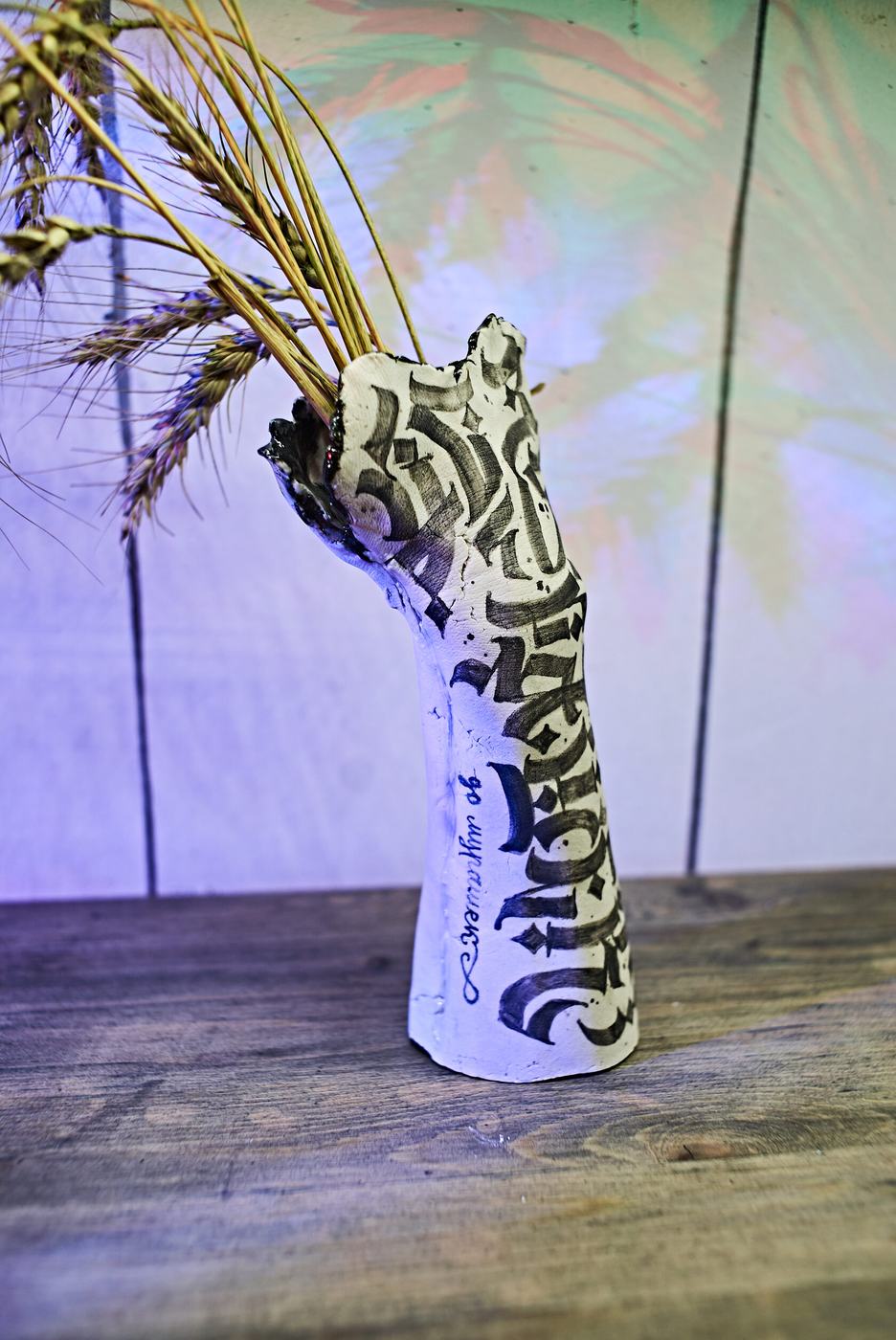 Hand Antagonist // Vase